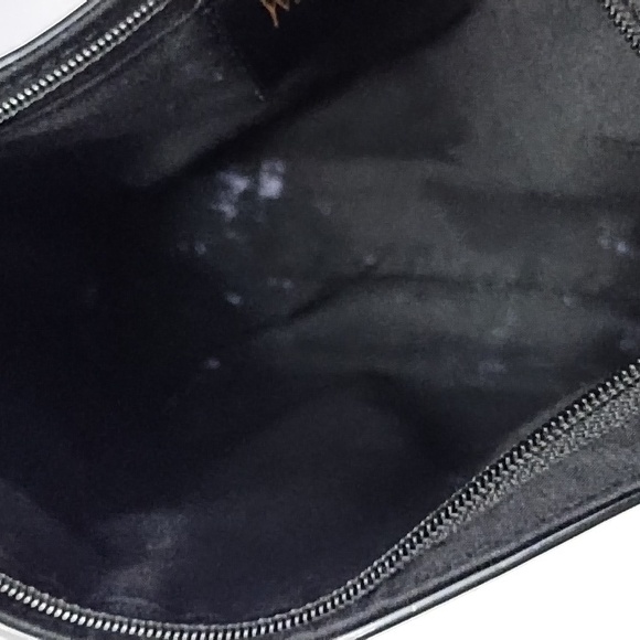 Yves Saint Laurent Beaute Black Patent Faux Leather Cosmetics Case - Picture 10 of 10